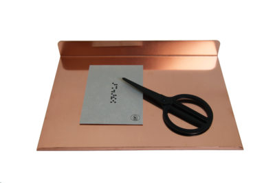 VOUW, desk tray